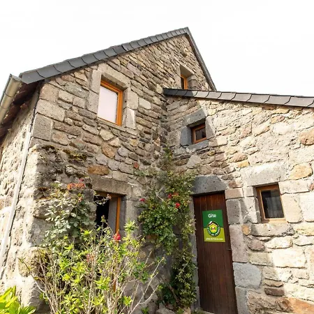 Chambon-sur-lac, 2 Pieces, 4 Personnes - Fr-1-630-229