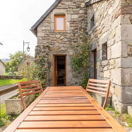 Tatil Evi Chambon-sur-lac, 2 Pieces, 4 Personnes - Fr-1-630-229 *